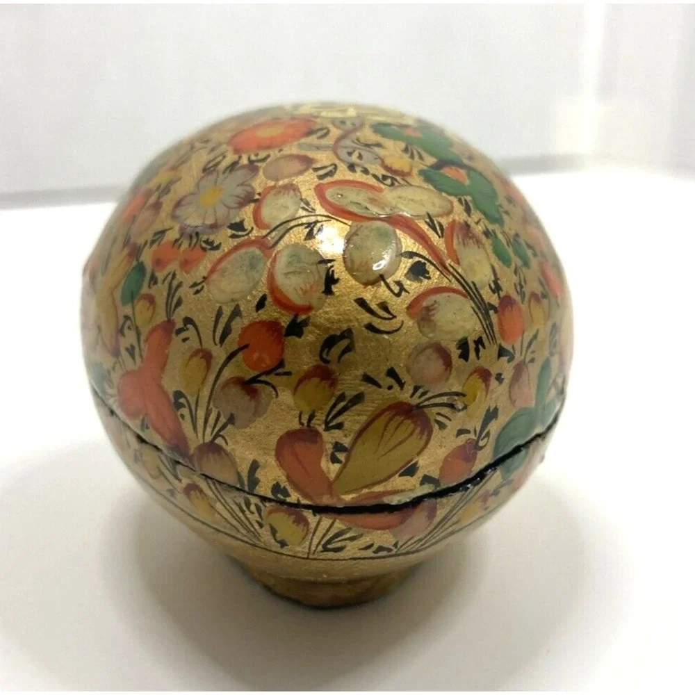 Vintage Hand Painted Lacquer Trinket Box‎ Gold Metallic Floral Egg Shape Easter